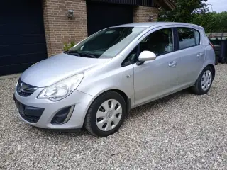Opel Corsa 1,2 16V Cosmo aut.