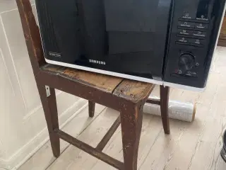 Mikrobølgeovn Samsung. 3 år gammel. Nypris 699. Sæ