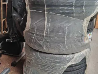 4 stk NYE SOMMERDÆK 245/35R20