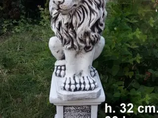Havefigur LØVE - MANGE MODELLER –majestætisk FIGUR