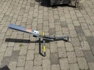 Lerduekaster med duer