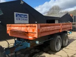 Entreprenørvogn med højtip