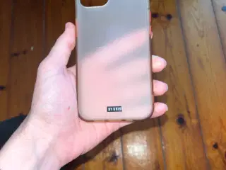 iPhone 13 cover 