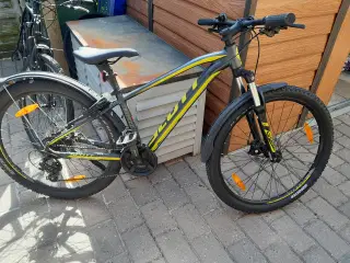 1.Aspect 770 mountain bike +  1.X-Zite 1621.