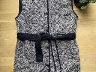 Nué Notes quilted vest