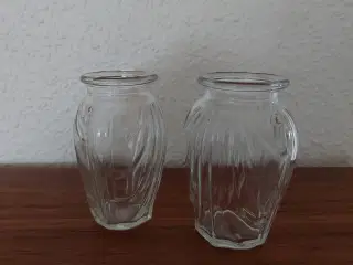 Små gamle vaser