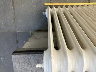 Søjleradiator H 65 cm, B 60 cm