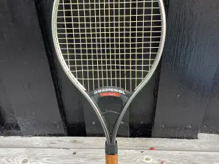 Fin ROSSIGNOL junior tennisketcher. 