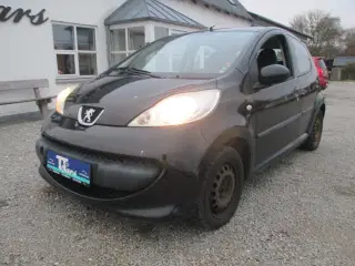 Peugeot 107 1,0 SE