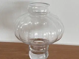 Louise Roe gennemsigtig vase 20 cm. 