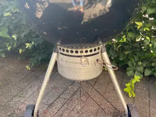 Weber kuglegrill 57 cm