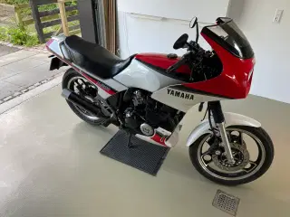 Yamaha XJ600 1984