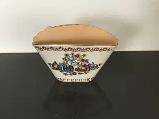 Flot Kaffefilterholder i porcelæn, Aksini