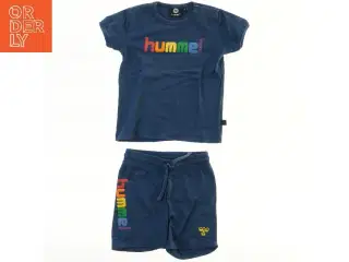 T-shirt og shorts sæt fra Hummel fra Hummel (str. 92)