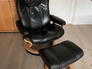 Stressless stol model Wing fra Ekornes med fodskam