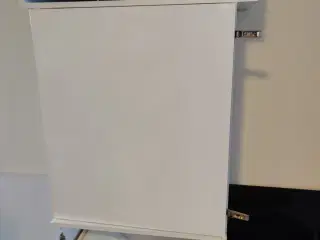 3 stk skabe med låger