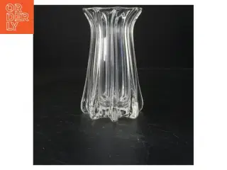 Glasvase i klart glas (str. 19 cm)