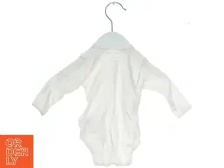 Langærmet hvid bodystocking med giraffemblem fra Fixoni (str. 50)