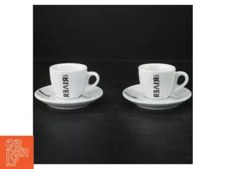 Espressokopper med underkopper fra Revir (str. Kopper. ø. 6,5 cm. tallerkener. ø. 12 cm)