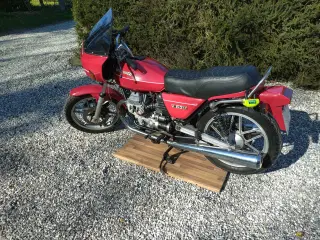 Moto Guzzi V65 