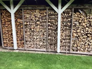 Brænde, Fyr og løvtræ sælges