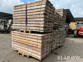Træ traller