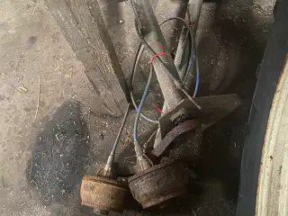 Trailer aksler knott