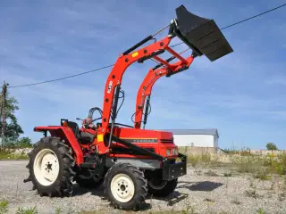 Traktor - Yanmar F215D 4x4