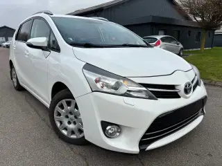 Toyota Sportsvan 2,0 D-4D T2 Touch