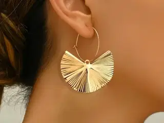 * Elegante vifte øreringe