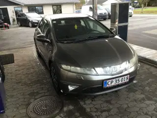 Honda civic1.8 benzin synet 24-01-2024 træk1400 kg