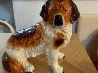 Figur med  Sankt Bernhard