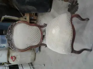 Antik håndlavet stol