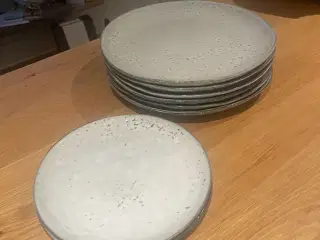 House Doctor rustik tallerkener