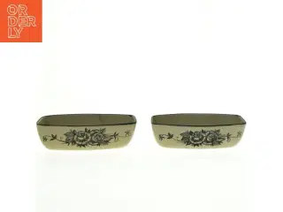Aksini Keramik fade med Sorte Bonderoser (str. 19 x 10 cm)