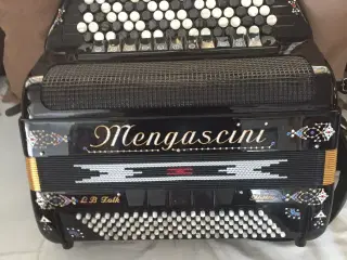 Mengascini ny pris