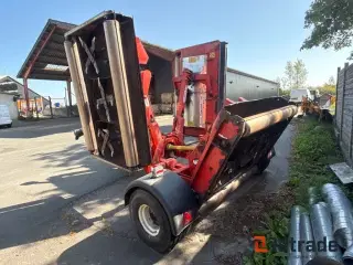- - - Trimax Pegasus S2 493
