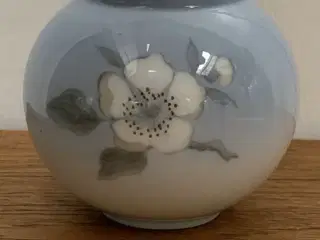 Vase fra Lyngby Porcelæn