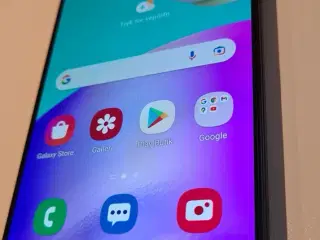 Samsung Galaxy A41 med ny skærm!
