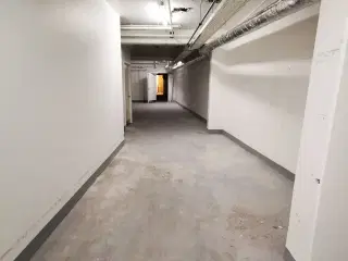 Kælderlokaler centralt beliggende i København V