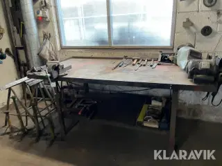 Værkstedsbord incl værktøj