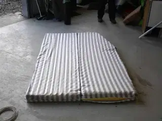   Madras til fransk seng.