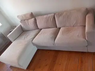 Sandfarvet sofa sælges