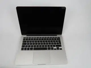 4 x MacBook - delvis / hel defekt - se bekrivelse af hver