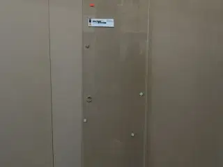 Brusevæg/dør ??