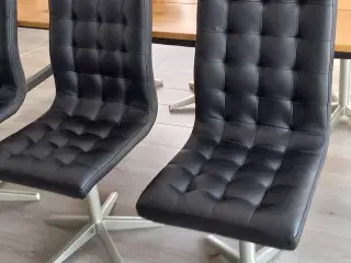 Spisestole 12 stk 500kr