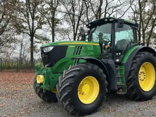 2013 John Deere 6210R