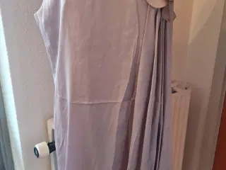 Kjole str 44 fra H&M 