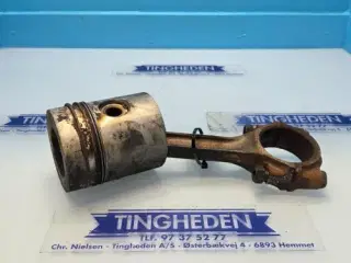 Perkins 4.248 Stempel 101026