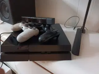 Playstation 4 500Gb MEGA Pakke + VR 